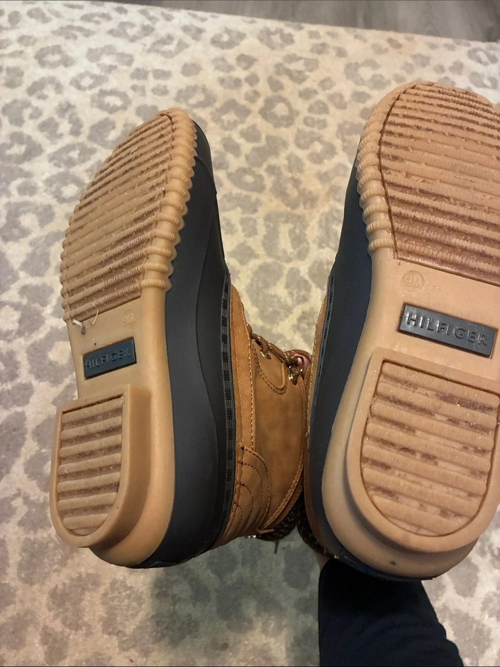 Tommy Hilfiger Rainah Duck Boot size‎ 9